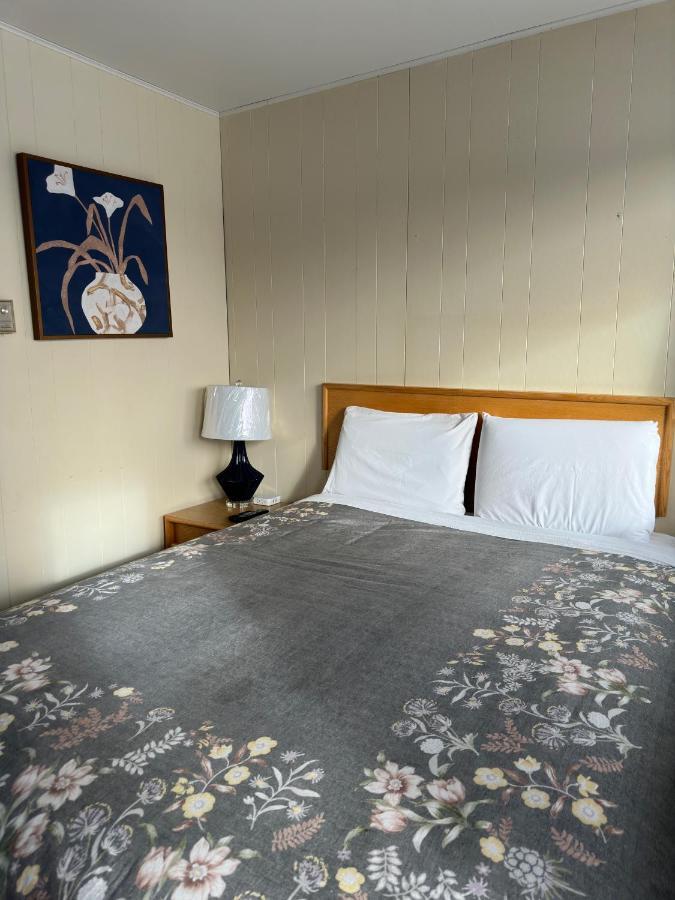 Town And Country Motel Nipigon Exterior photo