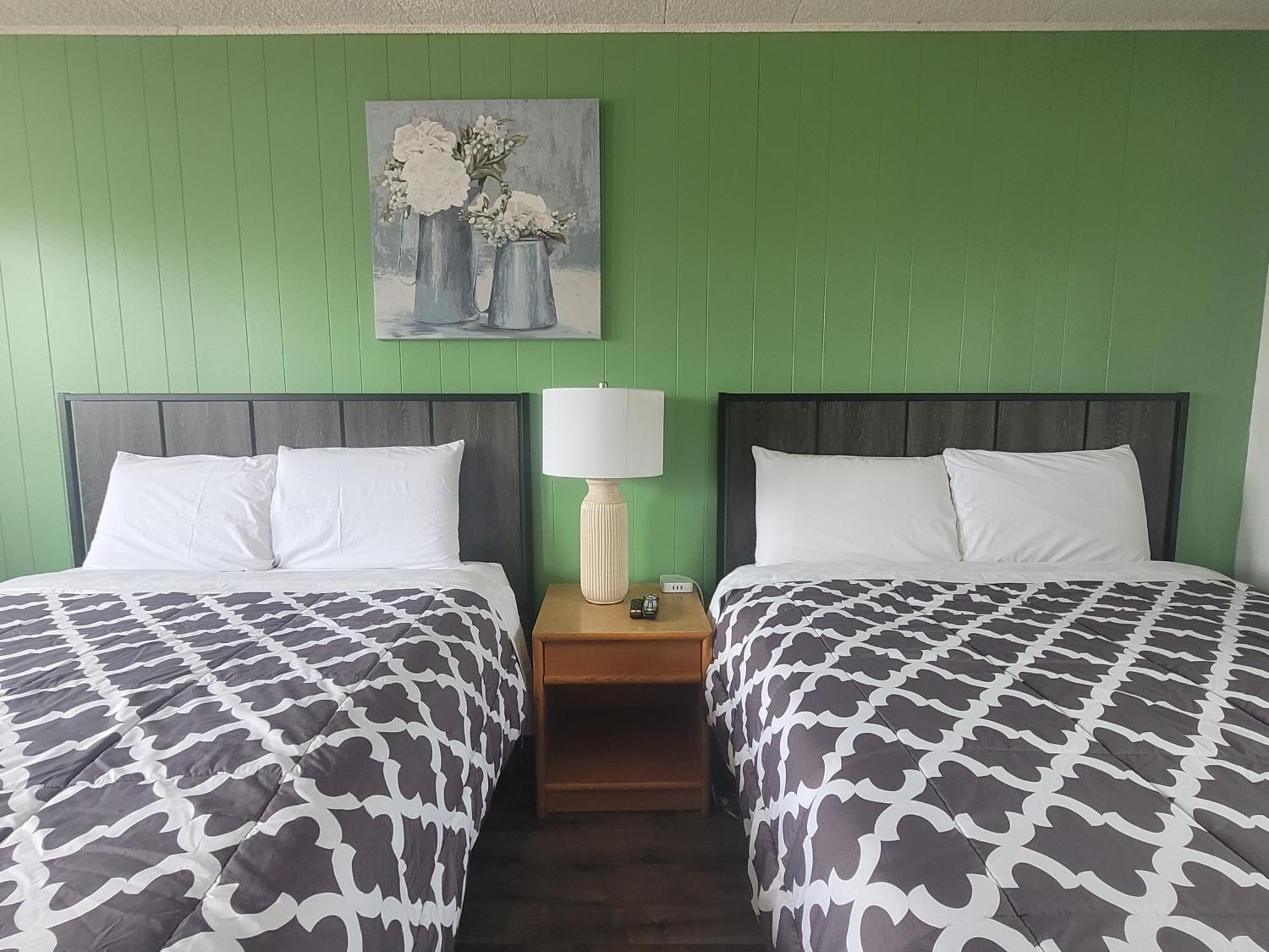 Town And Country Motel Nipigon Exterior photo
